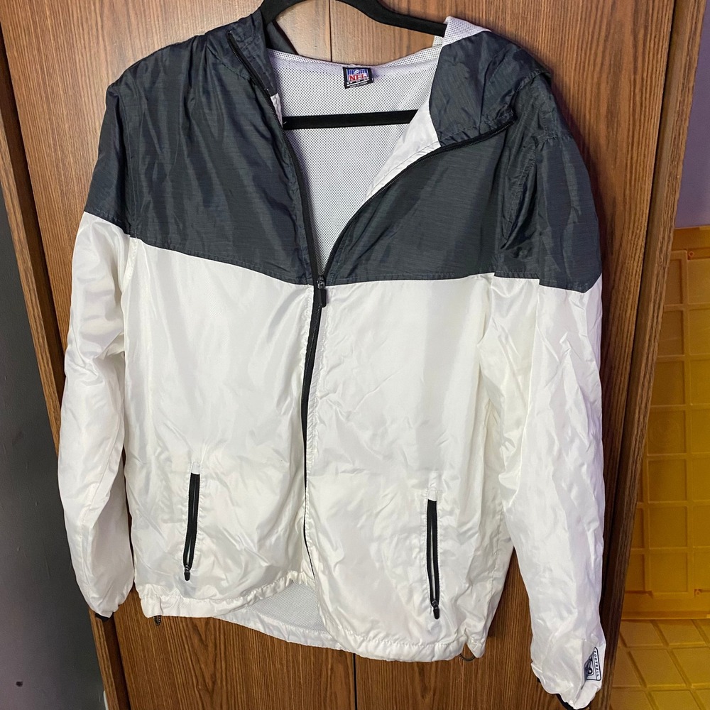 NFL Windbreaker Jacket Mens Medium White Gray Colorblock Full Zip Hooded Mesh